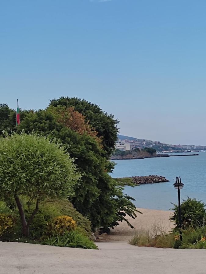 Prestige Fort Beach Private Apartment-Studio 46 スヴェティ・ヴラス エクステリア 写真